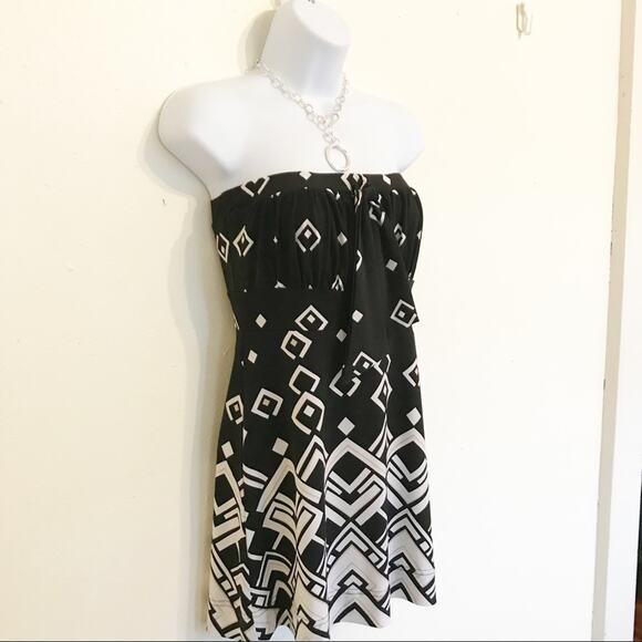 WHITE HOUSE BLACK MARKET Black & White A Line Strapless Blouse, XS - Picture 3 of 8